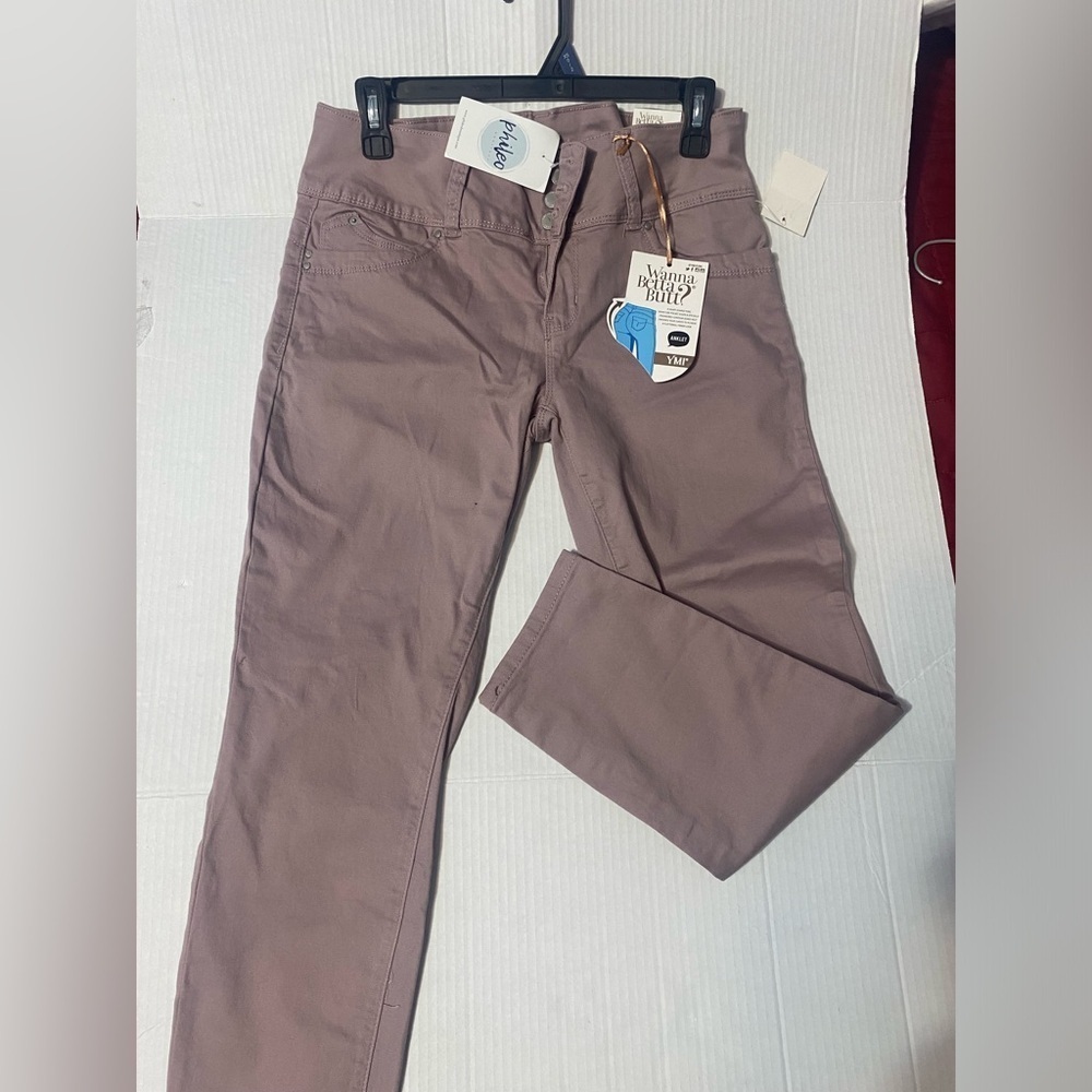 Wanna Betta Butt" Stretch push-up jeans by YMI,